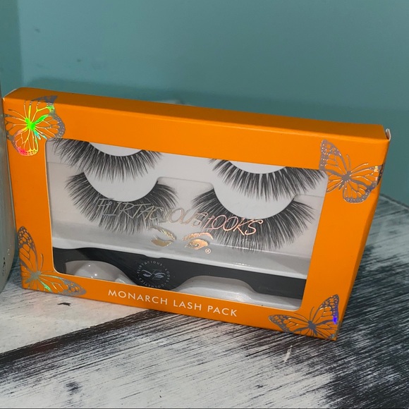 Flirtacious Looks Cosmetics Monarch Lash Pack - Picture 1 of 4